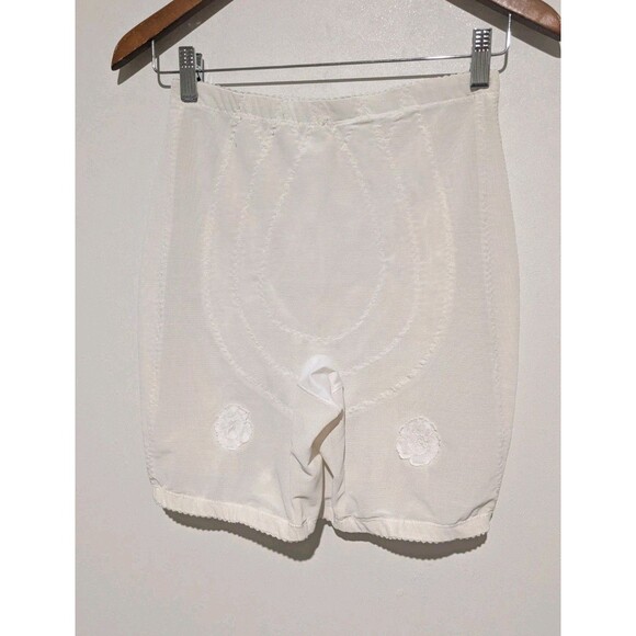 Vintage Vanity Fair XL White Stretch Girdle 60s Floral Lace Garter Stays USA - Picture 3 of 6